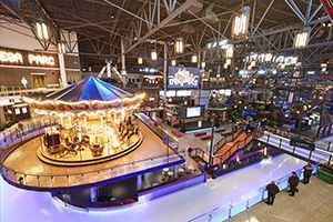 Mega Parc opens in Canada 