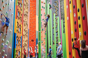 Rock up climbing