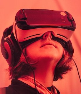 VR