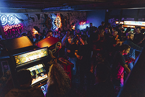 Arcade Bars