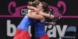 Cezch Republic celebrates 2015 Fed Cup win