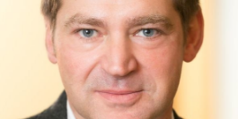 Dr Armin Sageder 