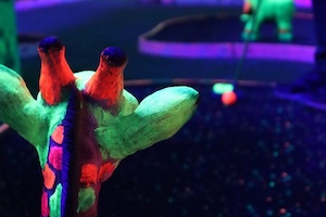 Australian bowling alley adds mini-golf