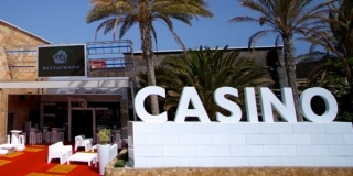 Casino 